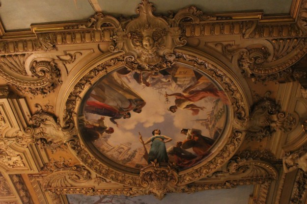 ceiling at Le Train Bleu