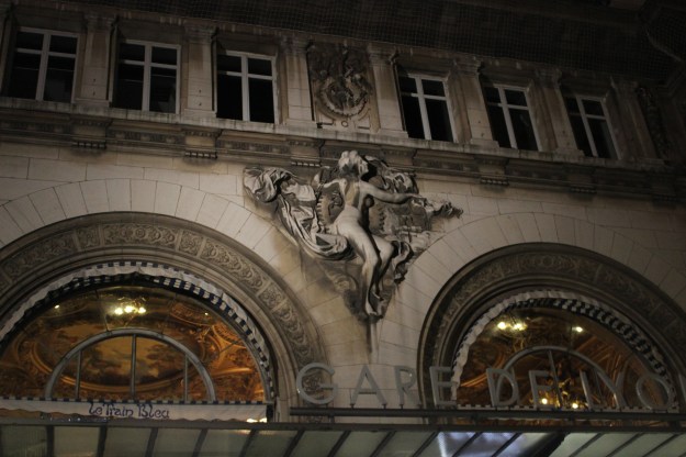 Le Train Bleu from outside