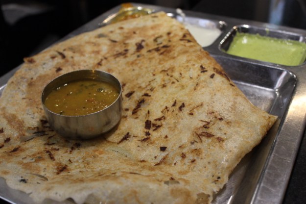 onion rava masala dosa