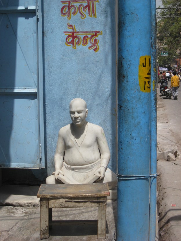 Jaipur, marble statue